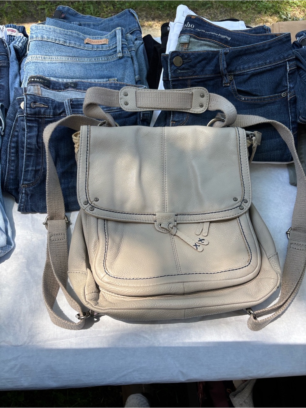 The Sak Light Gray Leather Crossbody Bag with Colorful Printed Lining